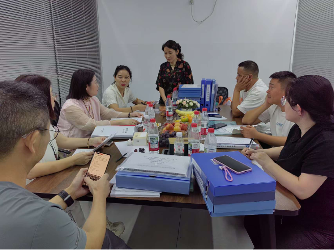 省级星级评定专家组莅临爱融融潜能发展中心开展现场考评